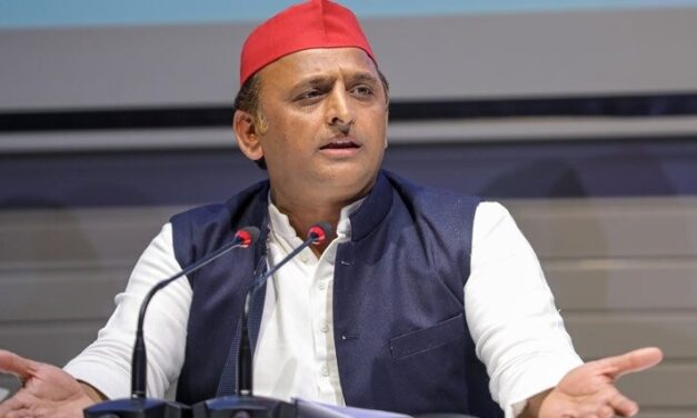 'जब नाम बदलने से फुरसत मिल जाए तो…', रेलवे स्टेशनों के नाम पर बदलने पर अखिलेश का तंज 