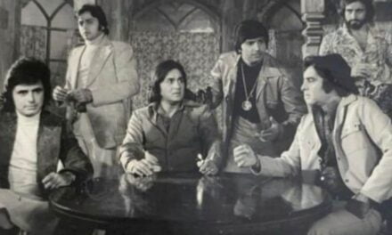 48 साल पुरानी इस फोटो में हैं 6 टॉप स्टार्स, सबके चेहरे पर है परेशानी, जिसकी वजह है सिर्फ एक, बताएं क्य