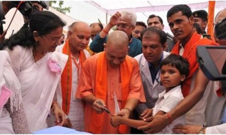 कभी CM योगी के साबुन बांटने का उड़ा था मजाक, आज UP में अंतिम सांसें गिन रहा एन्सेफलाइटिस