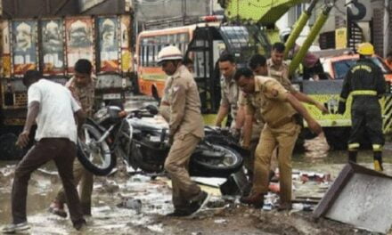 लखनऊ बिल्डिंग हादसे में अबतक 8 की मौत:चेन बनाकर अंदर गए जवान, दीवार काटी; लोकेशन ट्रेस कर निकाले शव;