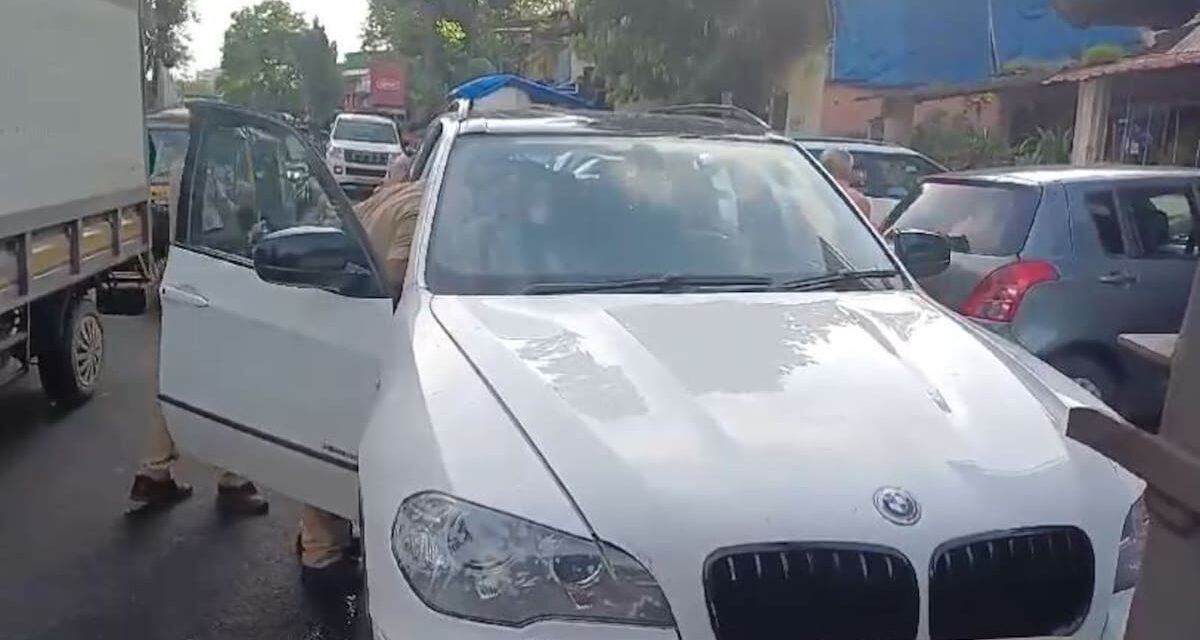 मुंबई के मुलुंड में हिट एंड रन मामला, बीएमडब्ल्यू कार ने दो को मारी टक्कर, एक की मौत
