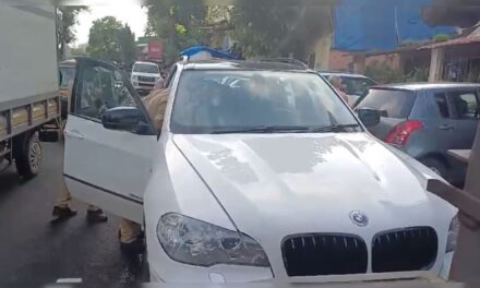 मुंबई के मुलुंड में हिट एंड रन मामला, बीएमडब्ल्यू कार ने दो को मारी टक्कर, एक की मौत