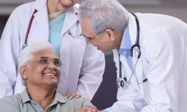 70+ के सभी लोगों को मिलेगा आयुष्मान योजना का लाभ:5 लाख तक मुफ्त इलाज, 4.5 करोड़ परिवार आएंगे; BJP ने घोषणाप