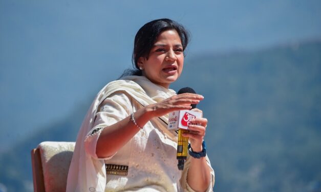 जब BJP से गठबंधन के सवाल पर इल्तिजा ने सुनाया लालू यादव और क्लिंटन से जुड़ा किस्सा