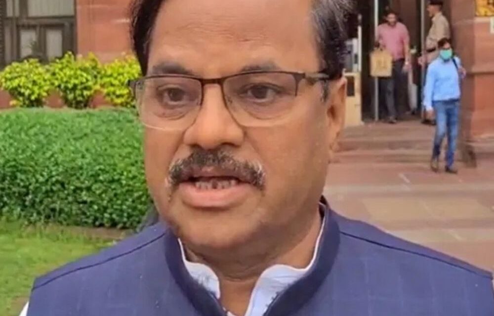 महाराष्ट्र के भाजपा सांसद अनिल बोंडे पर केस:आरक्षण विवाद पर कहा था