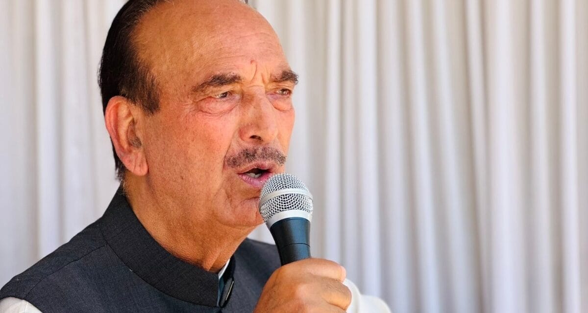 जम्मू-कश्मीर में चुनाव को लेकर दुख भी और खुशी भी : गुलाम नबी आजाद