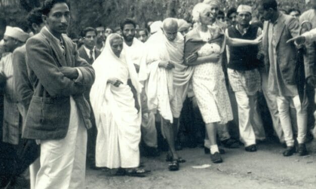 शिमला महात्मा गांधी की कर्मभूमि रही:10 यात्राओं के दौरान 57 रातें गुजारीं, हत्या का मुकदमा यहीं चला,