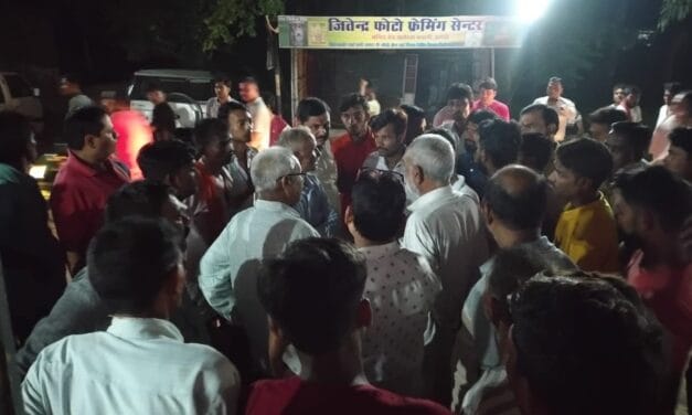 अमेठी में दलित शिक्षक की पत्नी और बच्चों संग घर में घुसकर हत्या, यूपी सीएम योगी ने दिए ये निर्देश