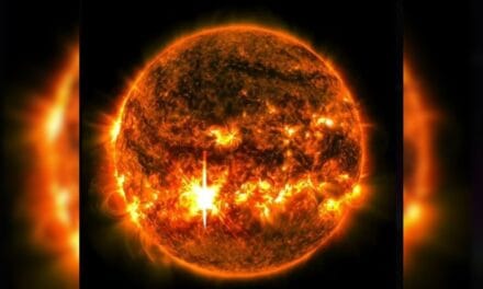 सूरज से अचानक निकली ऐसी भयानक लपट, NASA के साइंटिस्ट भी रह गए हैरान, देखिए वीडियो