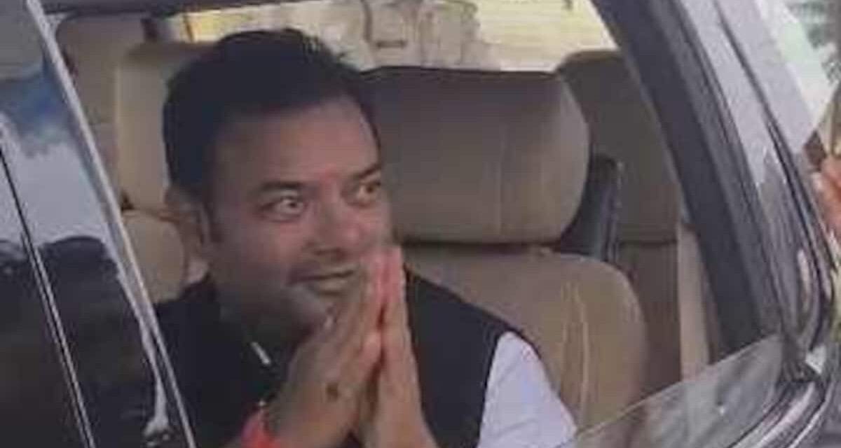 ‘मैंने आपको वोट दिया, अब आप मेरी शादी करवाओ…’ जब विधायक से बोला पेट्रोल पंप कर्मी