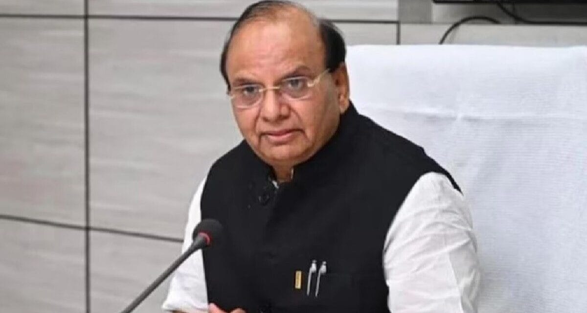'दिवाली जैसे त्योहार पर छीन लीं DCW कर्मियों की खुशियां…', AAP ने एलजी और बीजेपी पर साधा निशाना