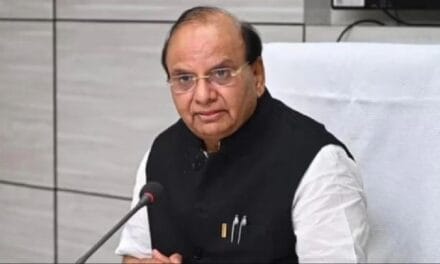 'दिवाली जैसे त्योहार पर छीन लीं DCW कर्मियों की खुशियां…', AAP ने एलजी और बीजेपी पर साधा निशाना