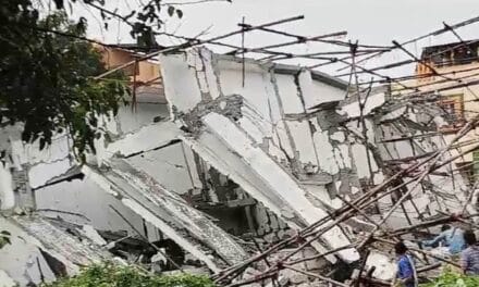 बेंगलुरु : सात मंजिला निर्माणाधीन इमारत गिरी, एक की मौत, करीब 15 लोग मलबे में दबे