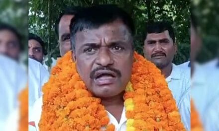 यूपी के फूलपुर में अखिलेश यादव के करीबी के खिलाफ चुनाव लड़ रहे कांग्रेस नेता के पीछे कौन?