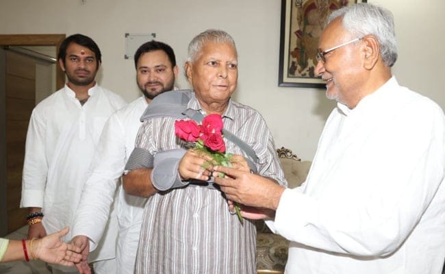 JDU का लालू यादव को नजरबंद करने का आरोप, RJD सांसद बोले