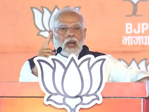PM मोदी का महाराष्ट्र में चुनाव प्रचार का दूसरा दिन:अकोला और नांदेड़ में मोदी के साथ शिंदे-फडणवीस भ