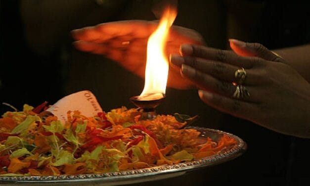 कब है कार्तिक पूर्णिमा? जानें दीपदान का महत्व और पूजन विधि