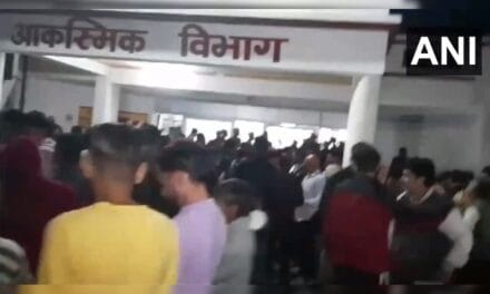 झांसी मेडिकल कॉलेज में लगी भीषण आग, 10 बच्चों की मौत; अभी तक 40 बच्चों का हुआ रेस्क्यू