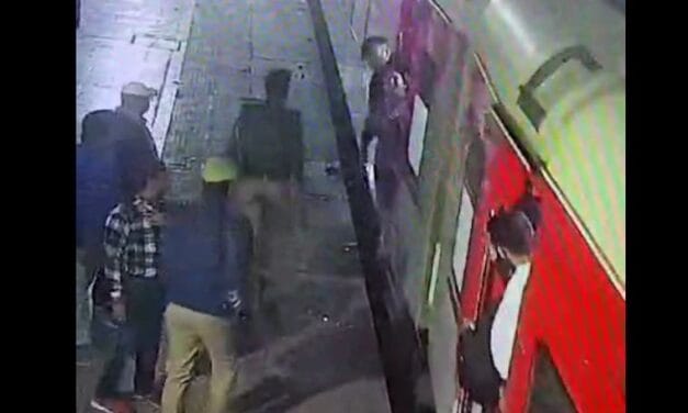 UP : कानपुर सेंट्रल रेलवे स्‍टेशन पर चलती ट्रेन से गिरी महिला, रेलवे पुलिसकर्मी ने इस तरह बचाया