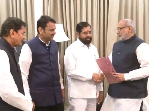 रिजल्ट के 4 दिन बाद भी महाराष्ट्र CM तय नहीं:भाजपा के पर्यवेक्षक महाराष्ट्र जाएंगे, विधायकों से चर्