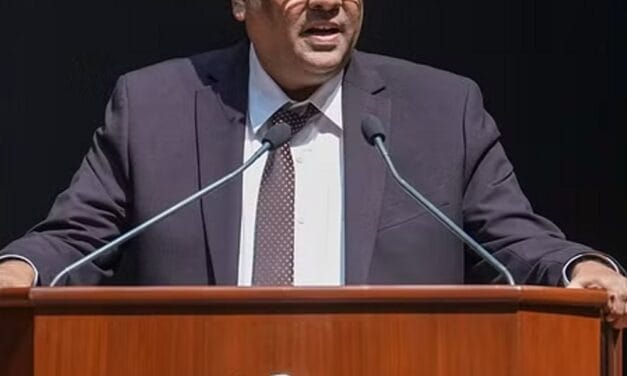 चुनाव आयुक्त की नियुक्ति की सुनवाई से CJI हटे:नई बेंच 6 जनवरी से सुनवाई करेगी; CJI को पैनल से हटाने पर का