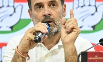 राहुल बोले-मोदी सरकार नया टैक्स स्लैब लाने की तैयारी में:₹1500 से ज्यादा के कपड़ों पर GST 12% से 18% करेगी, य