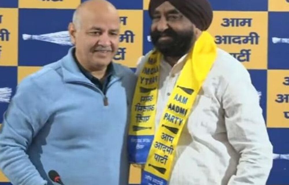 दिल्ली विधानसभा चुनाव, आप में बगावत:67 पदाधिकारियों ने इस्तीफा दिया, कहा