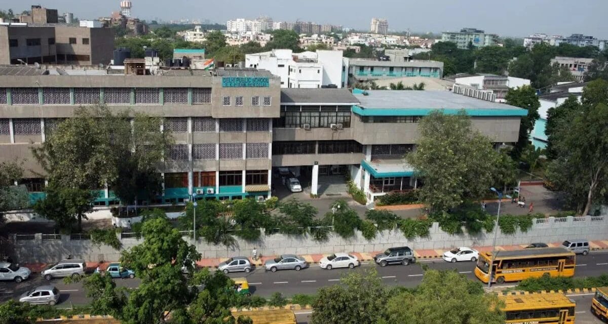 ‘कैंपस में बम प्लांट…’ दिल्ली के 40 से ज्यादा स्कूलों को मिली बम से उड़ाने की धमकी