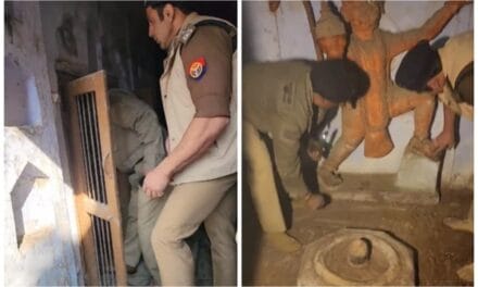 यूपी:  संभल में खोले गए शिव मंदिर के कपाट, 1978 में हुए विवाद के बाद से था बंद