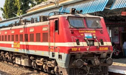 रेलवे महाकुंभ में फ्री ट्रेन यात्रा नहीं कराएगा:कहा-250 किमी तक बिना टिकट ट्रैवल की ख