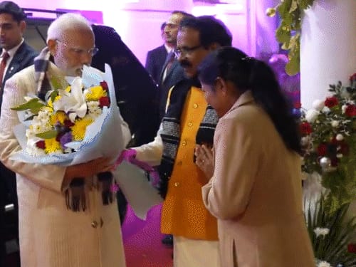 PM मोदी क्रिसमस सेलिब्रेशन में शामिल हुए:केंद्रीय राज्यमंत्री जॉर्ज कुरियन के घर कार्यक्रम हुआ; म