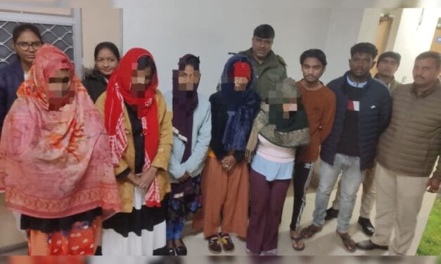 दिल्ली पुलिस ने अवैध रूप से रह रहे 15 बांग्लादेशियों को पकड़कर वापस उनके देश भेजा