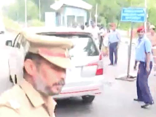 अन्ना यूनिवर्सिटी रेप केस-महिला आयोग की कमेटी की जांच शुरू:टीम विश्वविद्यालय पहुंची; FIR पर सवाल उठ