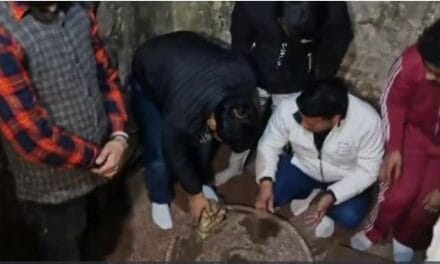 मुरादाबाद में मिला 44 साल से बंद गौरी शंकर मंदिर, गर्भगृह की खुदाई में निकला शिवलिंग