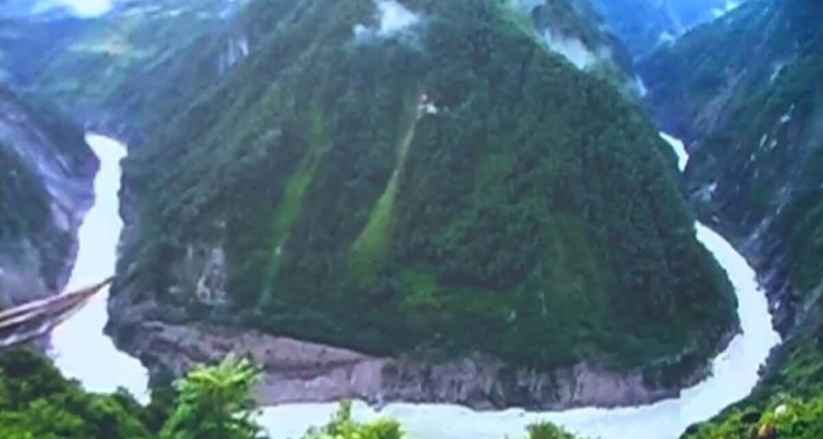 Explainer: चीन ने बनाया इतना बड़ा बांध कि पृथ्वी की धुरी पर घूमने की गति घट गई!