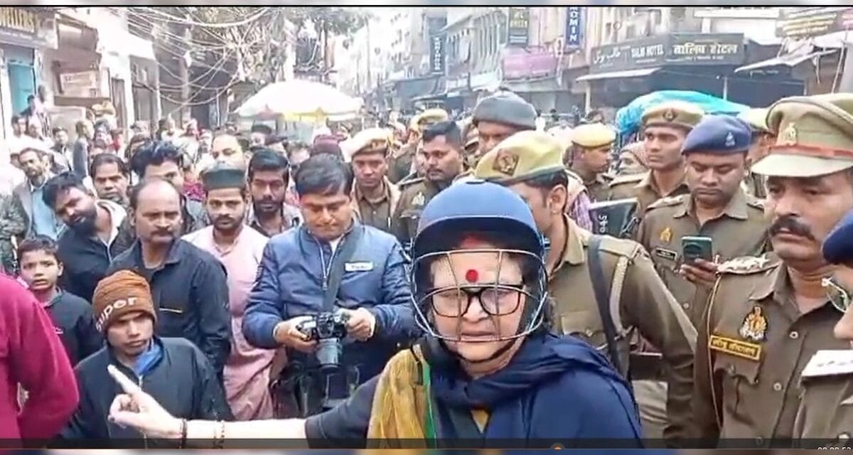 कानपुर की मेयर और मुस्लिम धर्मगुरु क्यों आए सामने सामने?