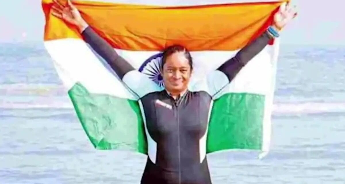 52 साल की गोली श्यामला ने तैरकर किया 150 किमी का सफर, आंध्र CM नायडू बोले