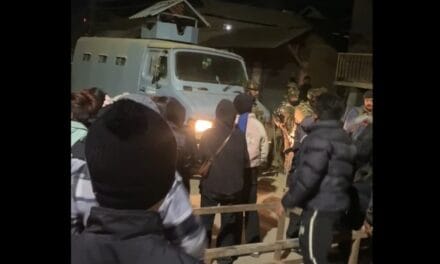 सेना ने मणिपुर के पांच जिलों से 42 हथियार और गोला बारूद बरामद किया