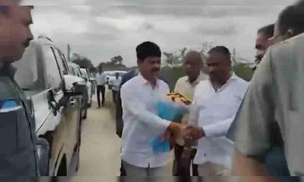 रेवंत रेड्डी के भाई का स्कूल में स्वागत का वीडियो वायरल, विपक्ष ने कहा