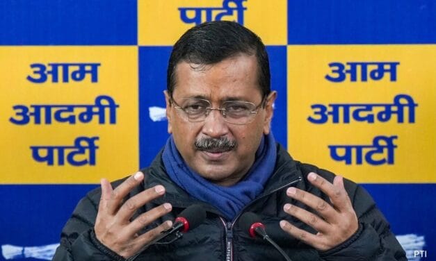अरविंद केजरीवाल ने CEC को लिखी चिट्ठी, परवेश वर्मा को अयोग्य घोषित करने की मांग