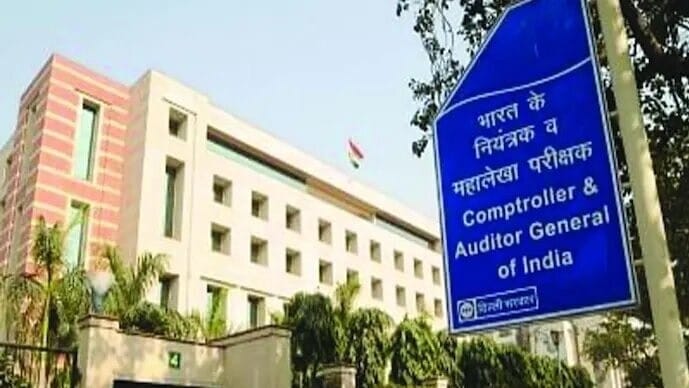 AAP के लिए जी का जंजाल बन सकती है सीएजी रिपोर्ट पर हाईकोर्ट की टिप्पणी