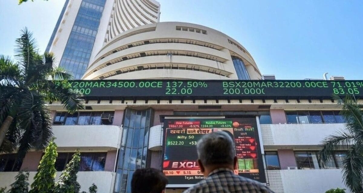 Stock Market Today: शेयर बाजार खुलते ही लुढ़का, सेंसेक्स 400 अंक टूटा, निफ्टी में भी गिरावट