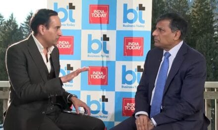 'दुनिया के लिए मुश्किल, अमेरिका को नहीं होगा फायदा', ट्रंप की टैरिफ धमकियों पर बोले रघुराम राजन