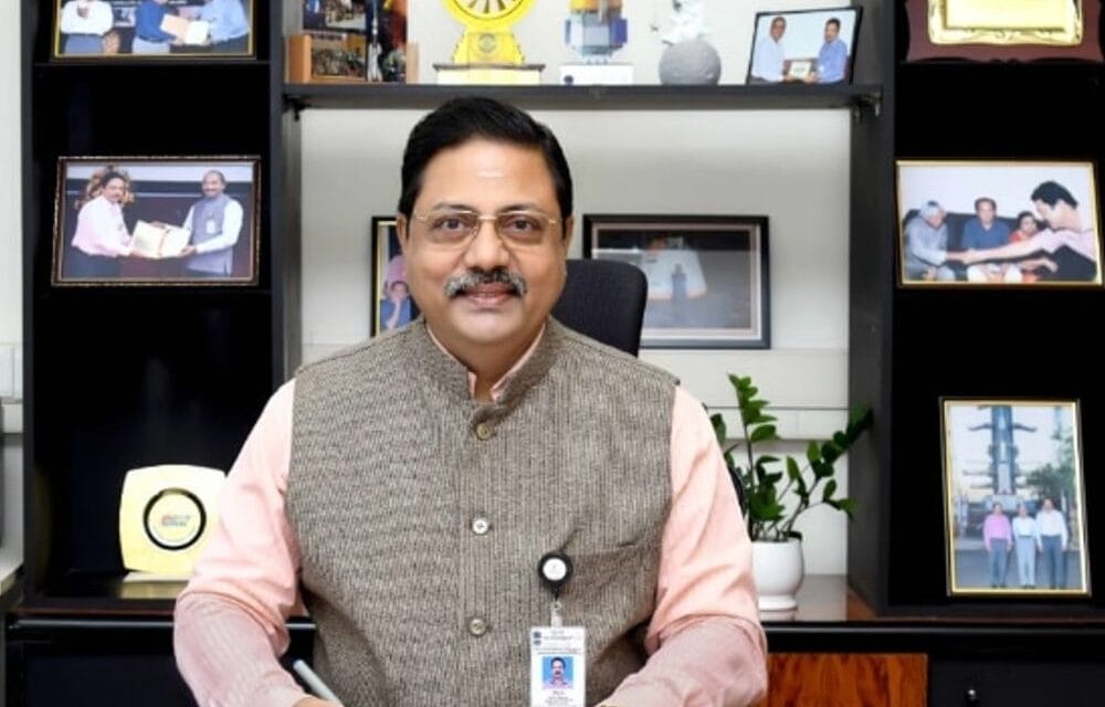 लिक्विड प्रोपल्शन सिस्टम्स सेंटर के नए डायरेक्टर बने एम मोहन:ह्यूमन स्पेस फ्लाइट सेंटर के डायरे