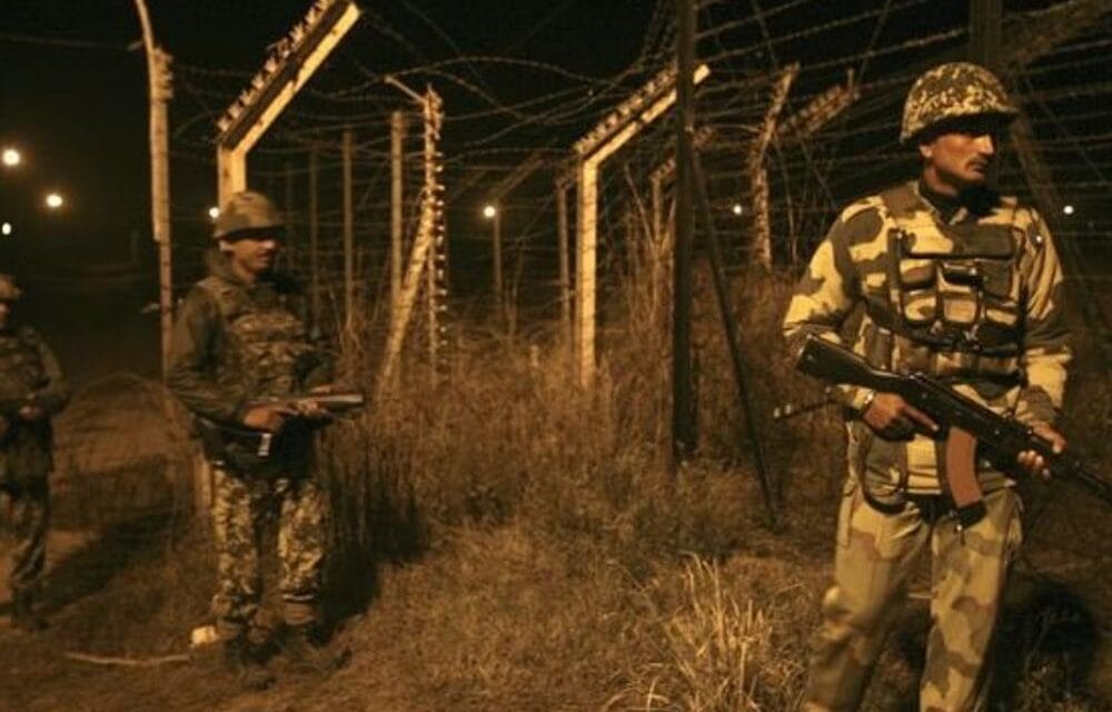 पुंछ में घुसपैठ नाकाम, सुरक्षाबलों ने 2 आतंकी मारे:एक PoK की तरफ भागा, LoC पर सर्च ऑपरेशन जारी