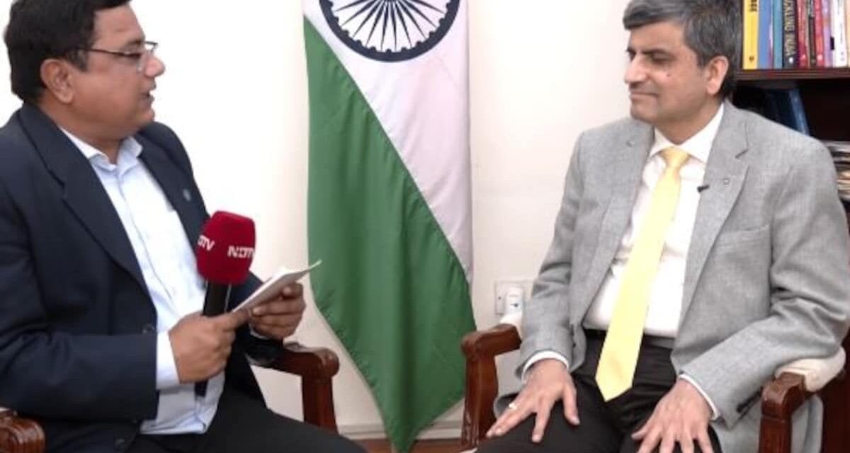 EXCLUSIVE : पर्सनल इनकम टैक्‍स में छूट का क्‍या होगा असर? जानिए क्‍या बोले अजय सेठ