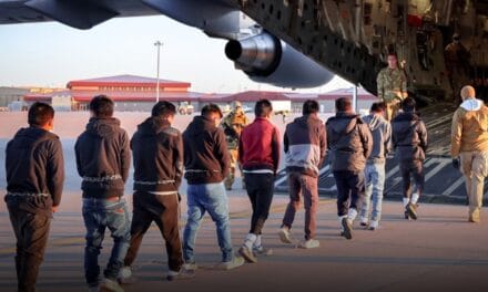 किसी ने लिया 42 लाख का कर्ज, कोई फ्लैट बेचकर पहुंचा USA… डिपोर्ट हुए लोगों के रिश्तेदारों की जुबानी