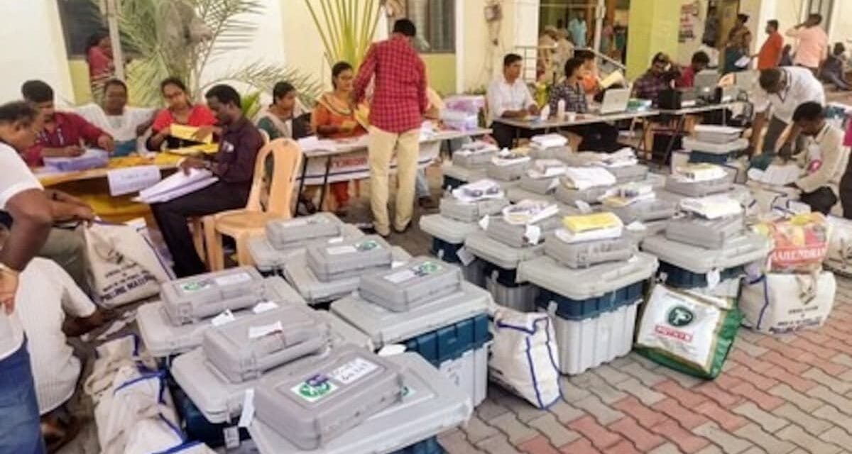 Delhi Exit Poll: कौन बनेगा दिल्ली का ‘किंग’, जानिए 4 नए एग्जिट पोल किस ओर कर रहे इशारा