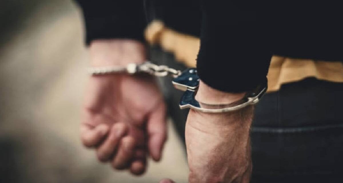 फरार अपराधी खुद को कागजों पर मरा हुआ दिखाकर घूमता था, पुलिस ने किया गिरफ्तार