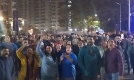 नोएडा की सोसायटी में देर रात हंगामा, बच्चे ने लिफ्ट में डॉगी को लाने से रोका तो महिला ने की मारपीट